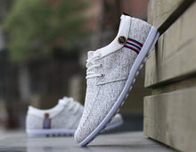 Load image into Gallery viewer, Wellington